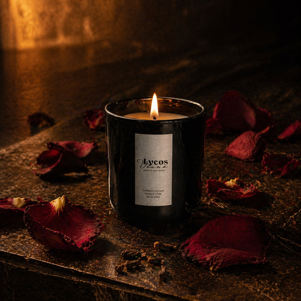 Fragancia Rosas Picantes vela aromática Lycos Vounó — rosa damascena clavo · Chile