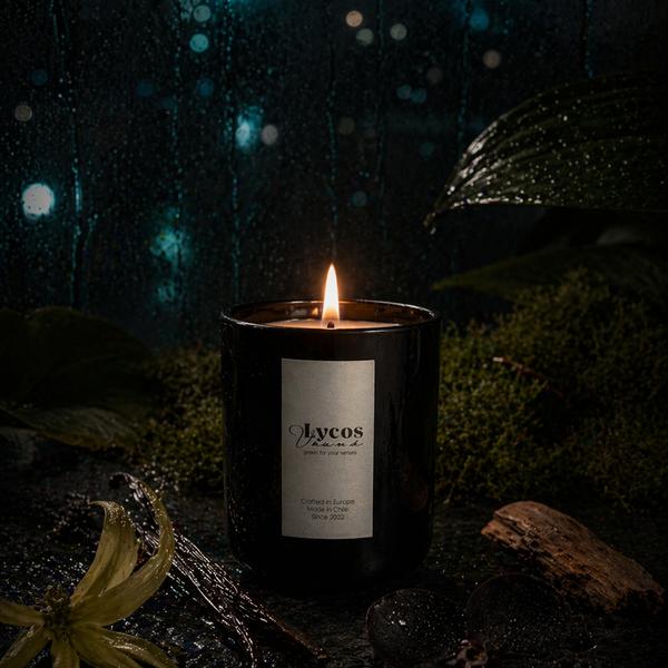 Fragancia Singapore vela aromática Lycos Vounó — floral oriental oscura · Chile