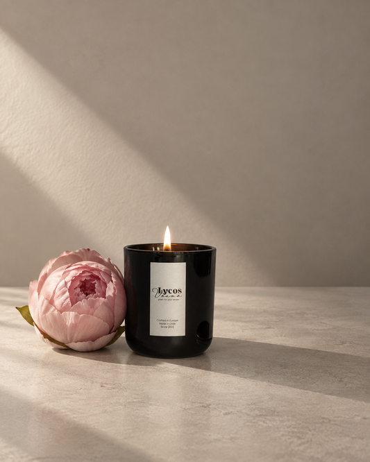 Vela aromática Belgravia de Lycos Vounó, parte de la ruta de scent layering Dormir mejor