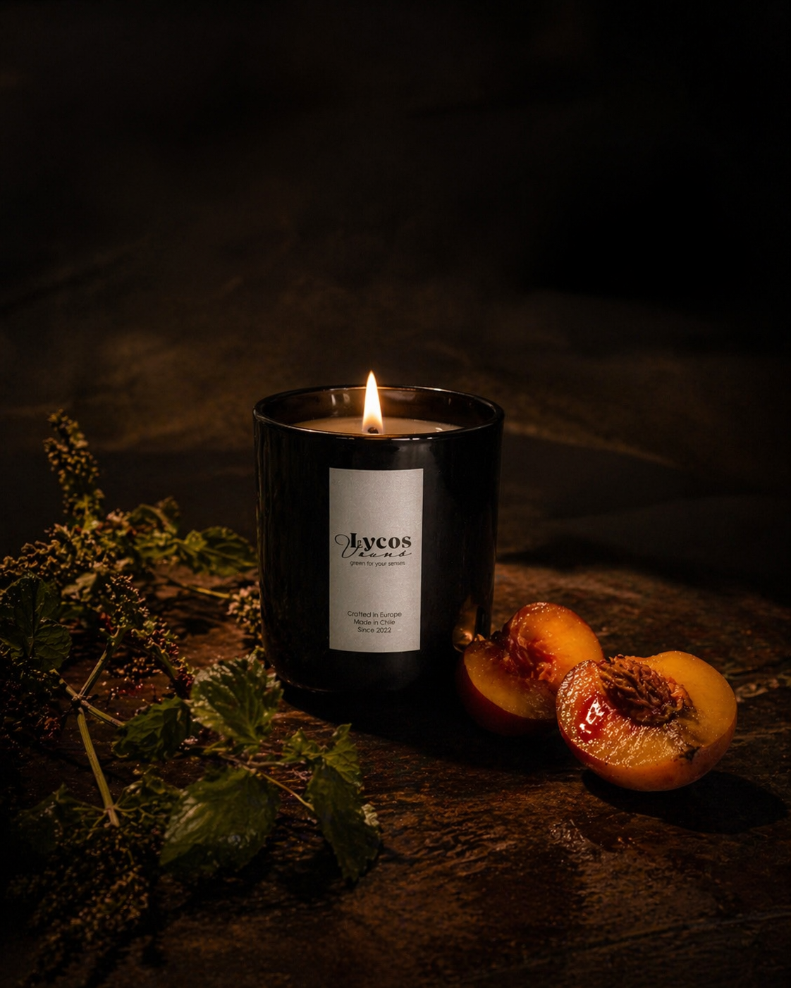 Fragancia Isla Seductora vela aromática Lycos Vounó — durazno patchouli cachemir · Chile