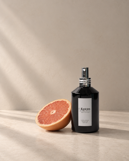 Room & linen spray Pomellini de Lycos Vounó, parte de la ruta de scent layering La mañana que empieza bien